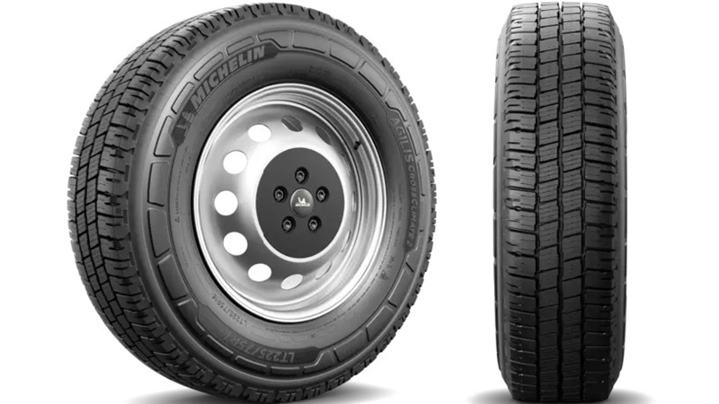 Michelin представила всесезонную новинку Agilis CrossClimate 2